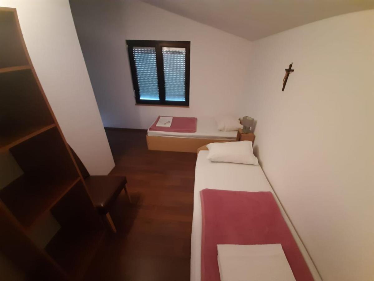 Rooms Mario Medjugorje Phòng bức ảnh